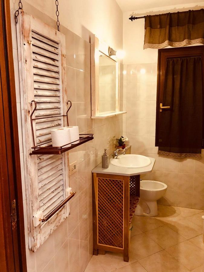 B&B Le Quattro Stagioni La Maddalena  Exterior foto